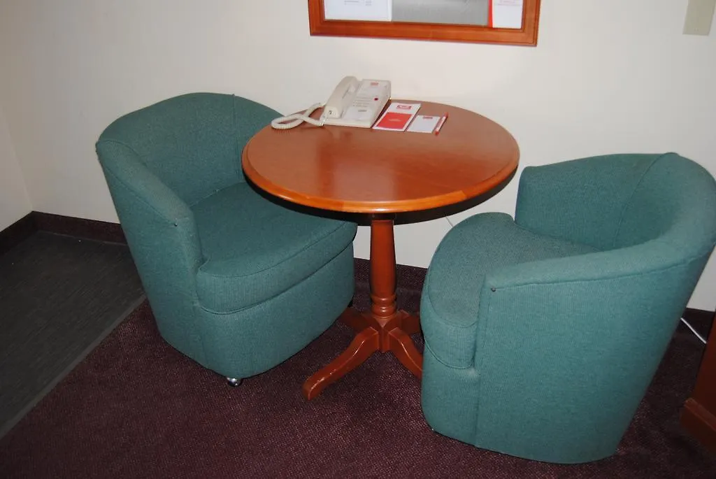 ** Hotel Economy Inn Edmonton Canada
